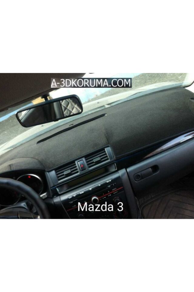 Mazda 3 2003+ Torpido Koruyucu Halı