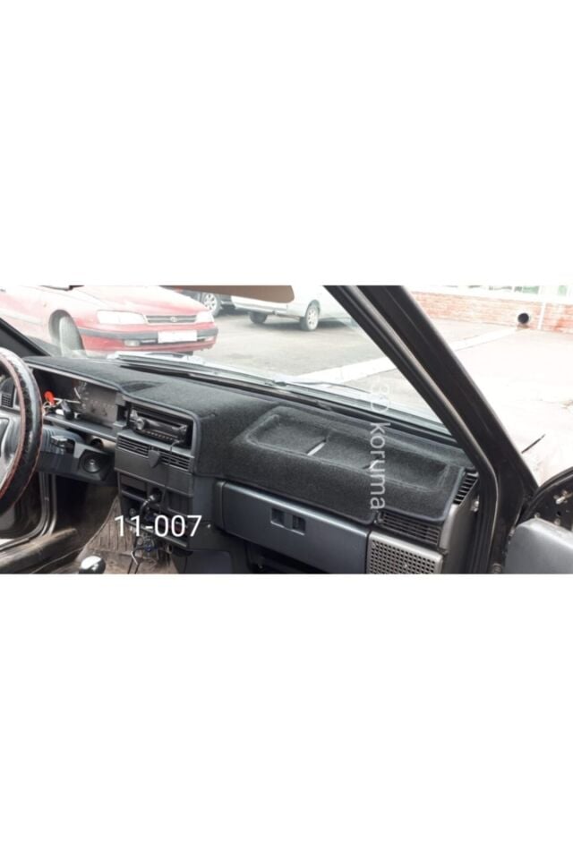 Lada Vaz 1990-2004 Modelleri Için Uygun Torpido Koruma Halısı Siyah Kenar Renk Siyah