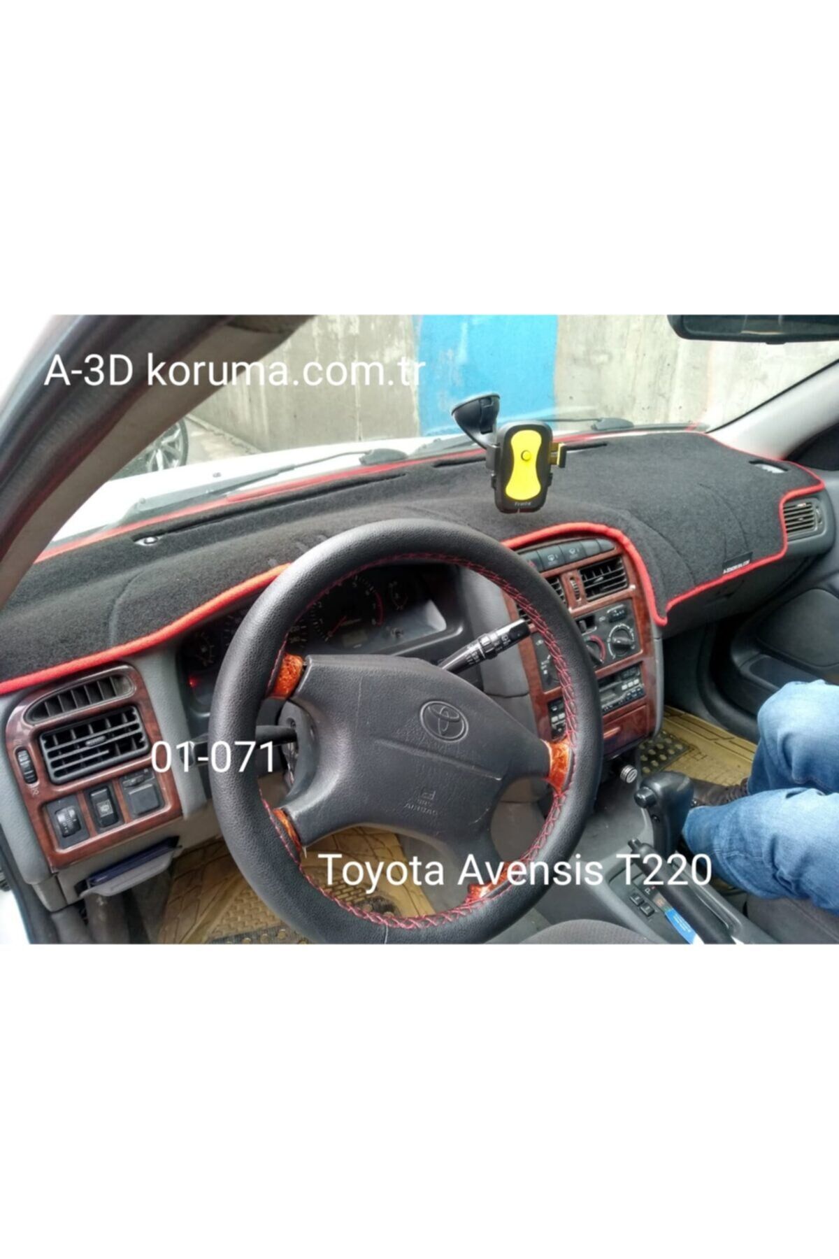 Toyota Avensis Torpido Koruması Siyah 1997-2002 Modellerine Uygun
